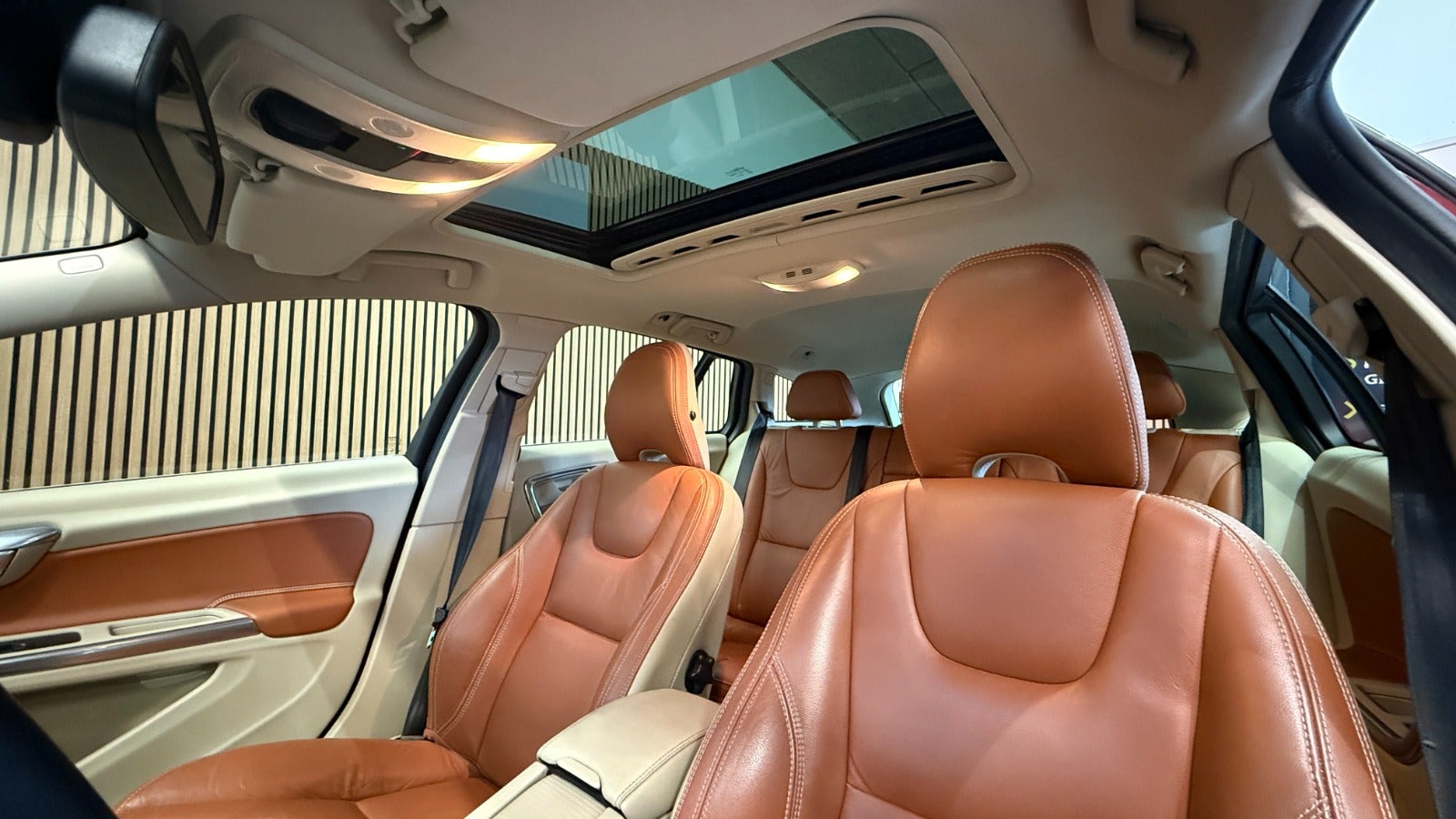 Billede af Volvo V60 2,4 D5 205 Summum aut. AWD