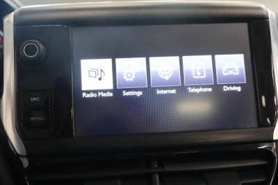 Peugeot 208 BlueHDi 100 Chili Sky+