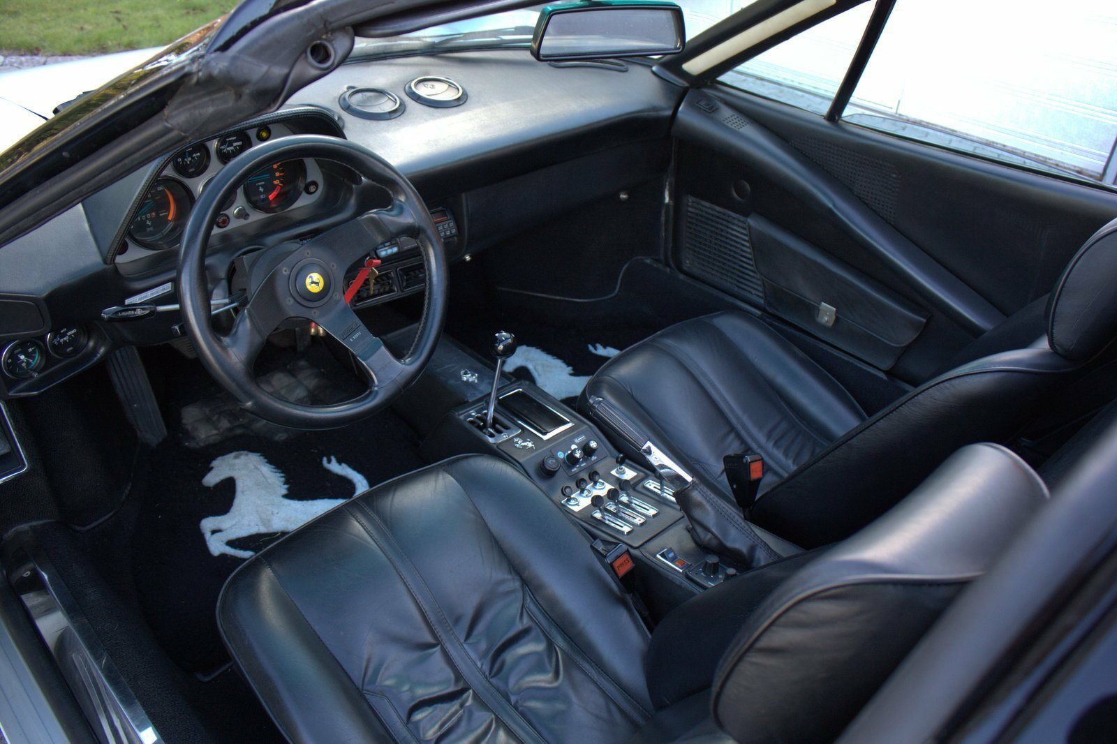 Ferrari 308 GTS - 7