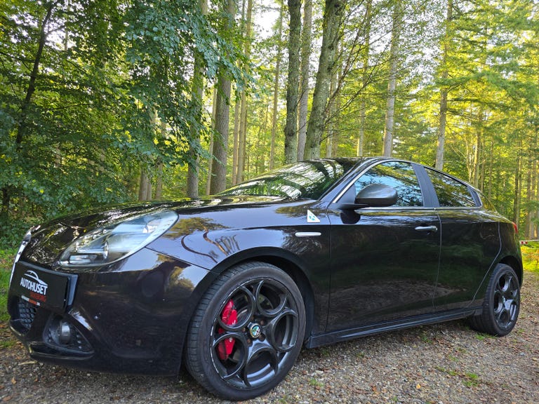 Alfa Romeo Giulietta TBi Quadrifoglio Verde TCT