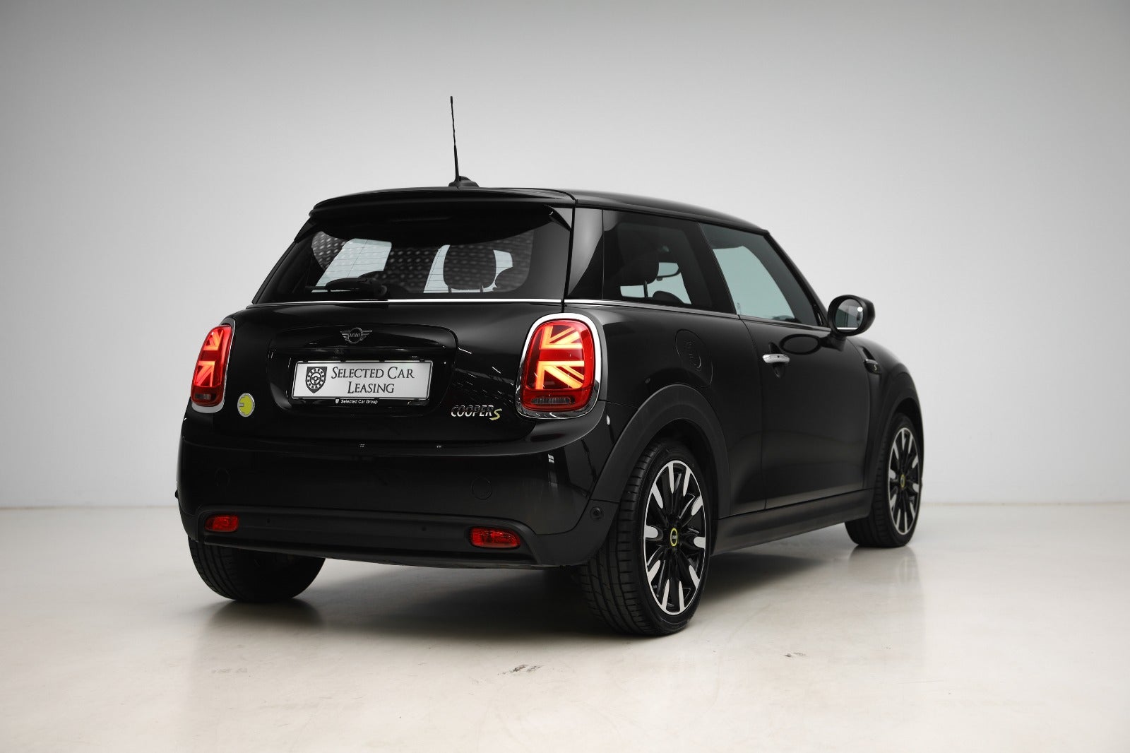 MINI Cooper SE Classic Trim