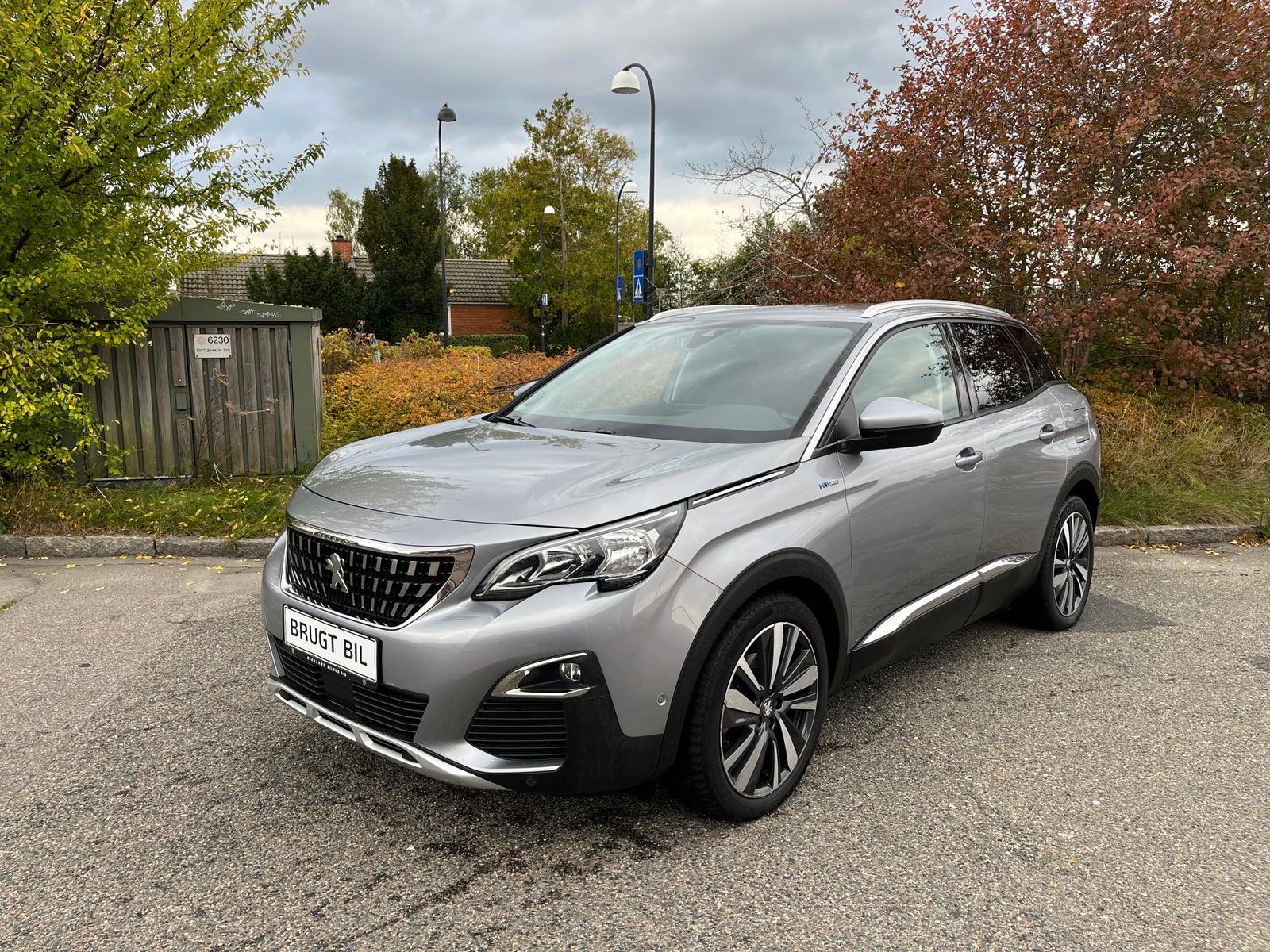 Peugeot 3008 1,6 Hybrid Allure LTD EAT8