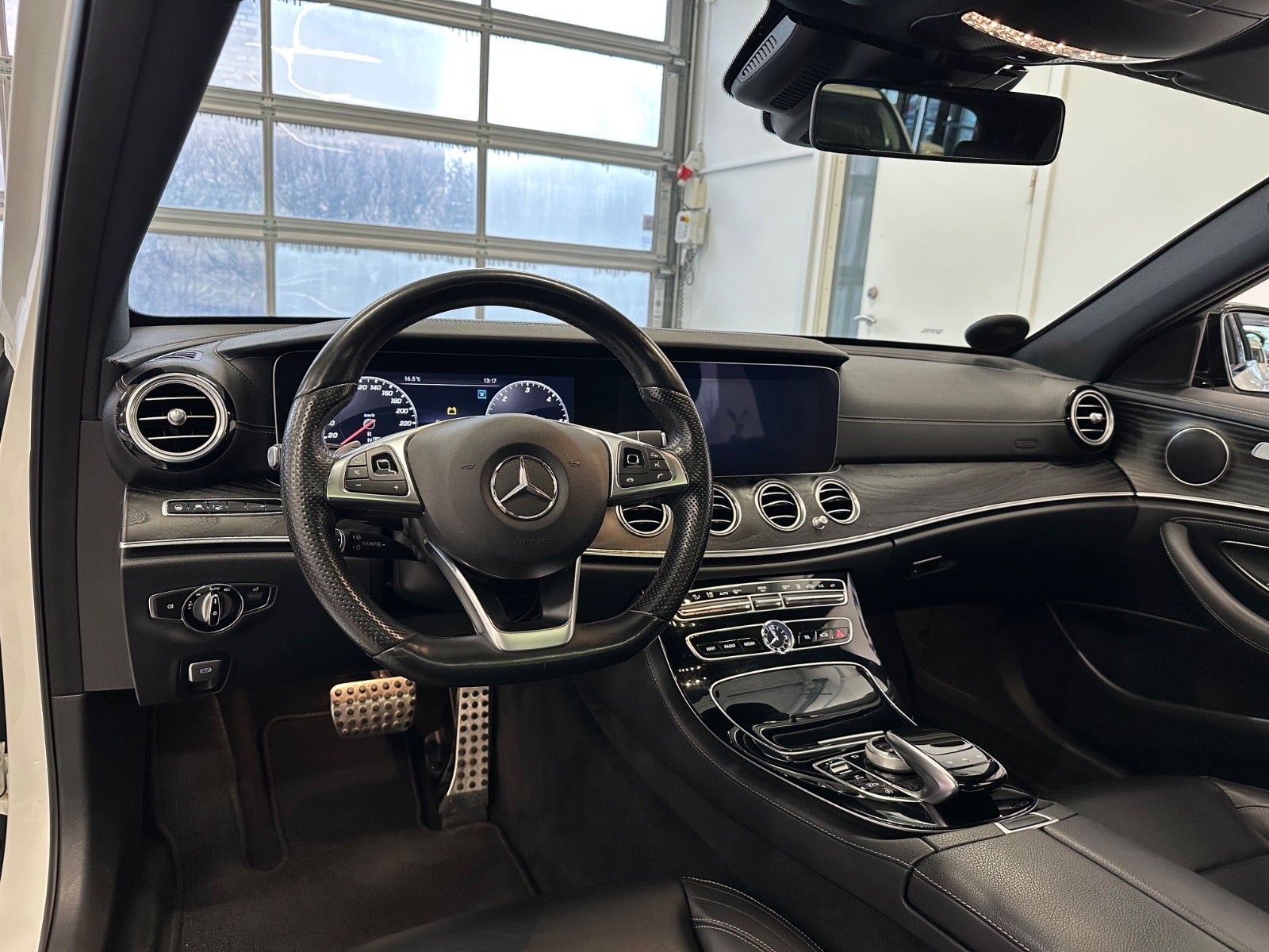 Billede af Mercedes E350 d 3,0 AMG Line stc. aut. 4Matic