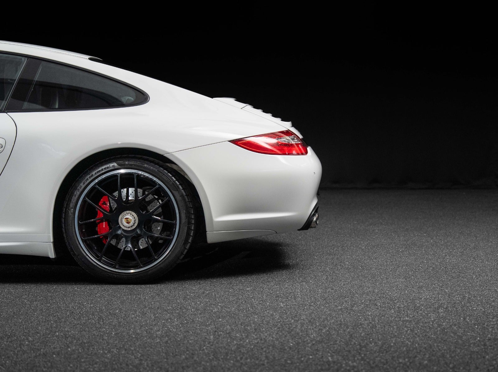 Gallery image 4 of 18