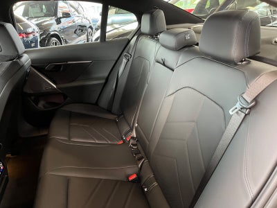 BMW i5 eDrive40 Fully Charged