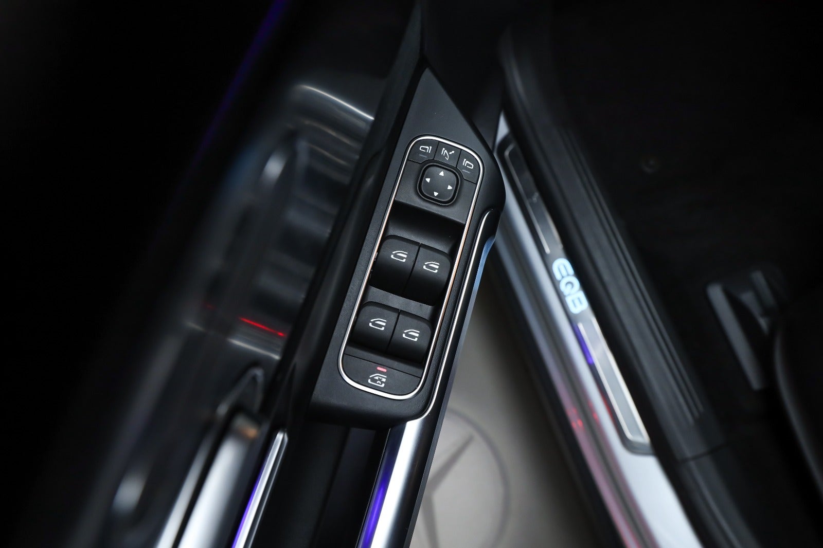 Mercedes-Benz EQB 250+