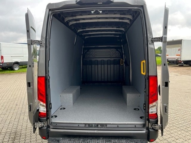 Billede af Iveco Daily 2,3 35S14 12m³ Van