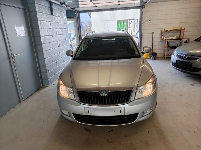 Skoda Octavia TDi 105 Elegance Combi