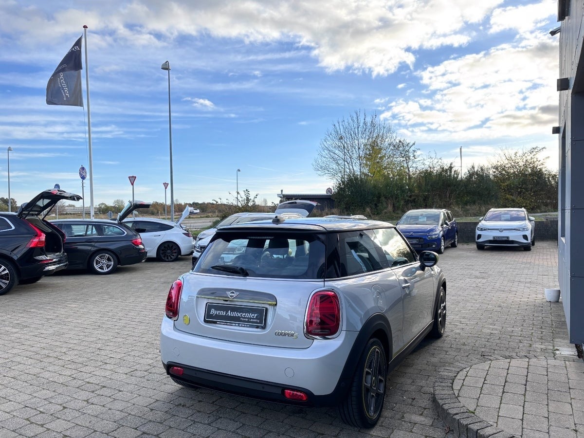 MINI Cooper SE 2021