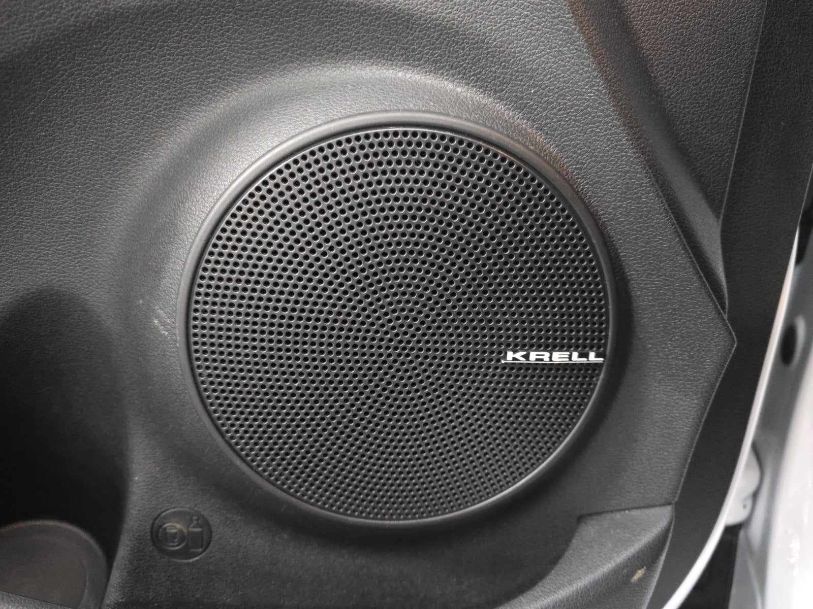 Hyundai Kona EV Trend