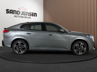 BMW iX2 eDrive20 M-Sport Premium