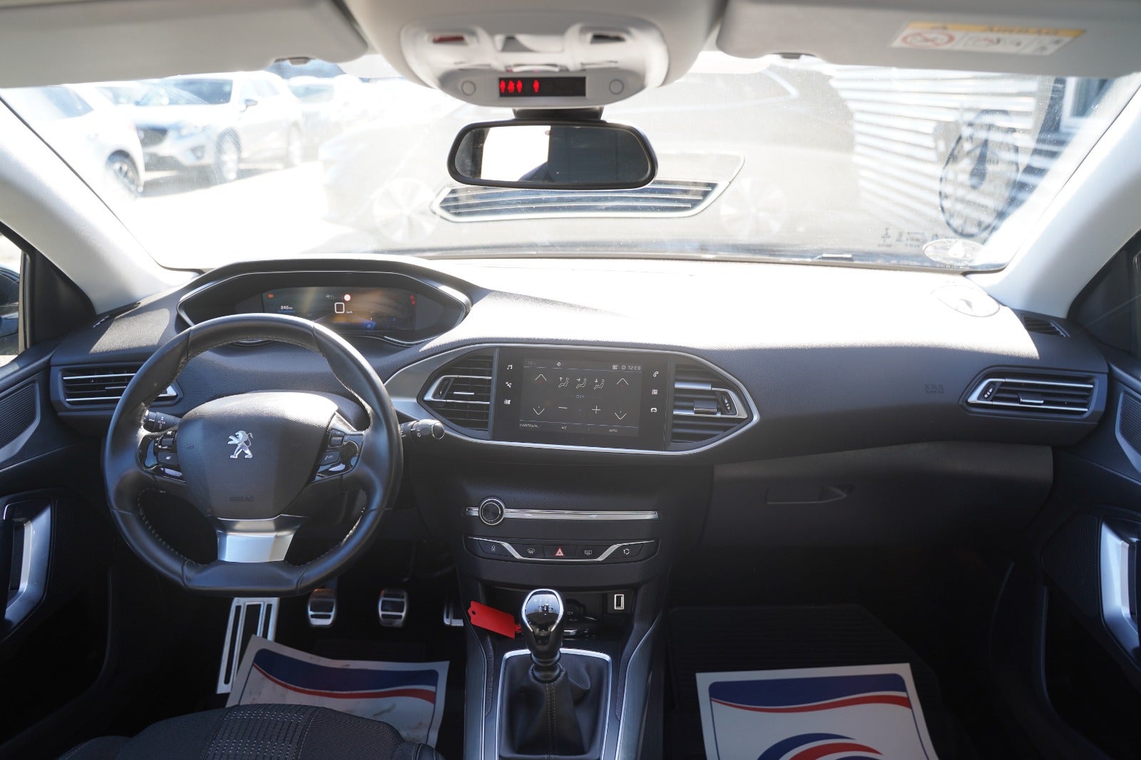 Billede af Peugeot 308 1,5 BlueHDi 130 Allure Grand SW