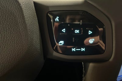 Ford Explorer Premium Extended Range