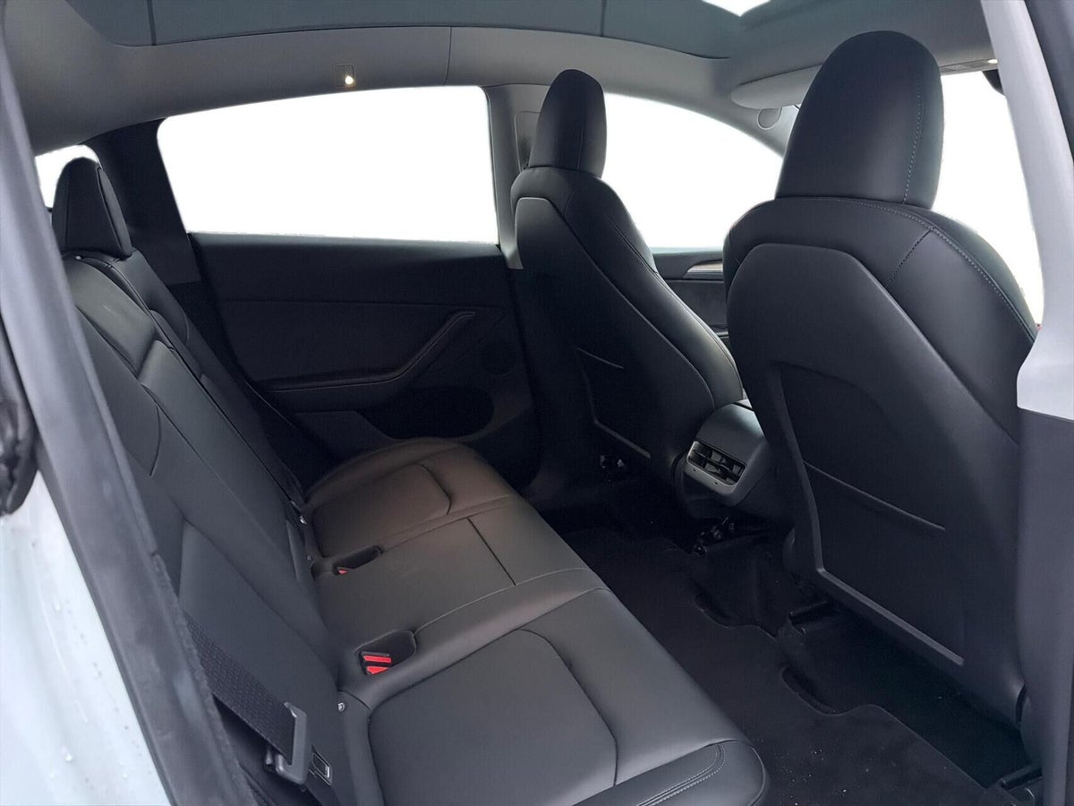 Tesla Model Y Long Range RWD billede 12