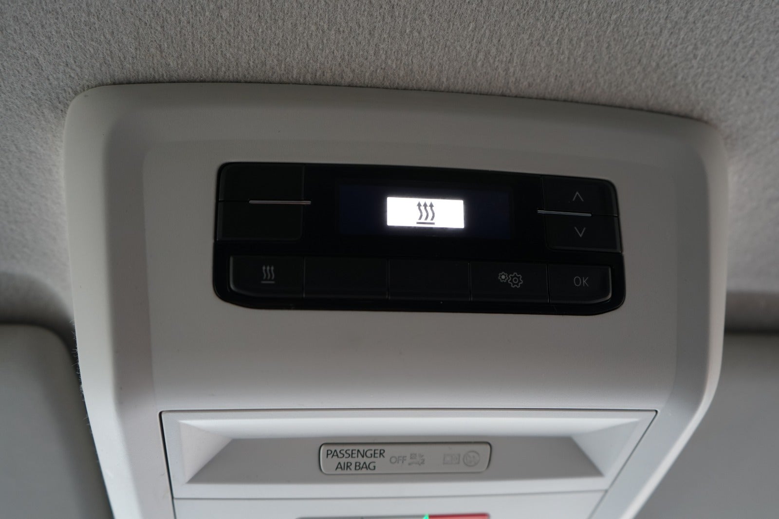 Billede af VW Transporter 2,0 TDi 150 Kassevogn kort