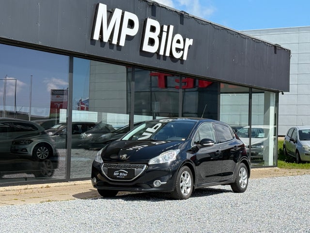 Peugeot 208 1,2 VTi Allure Sky