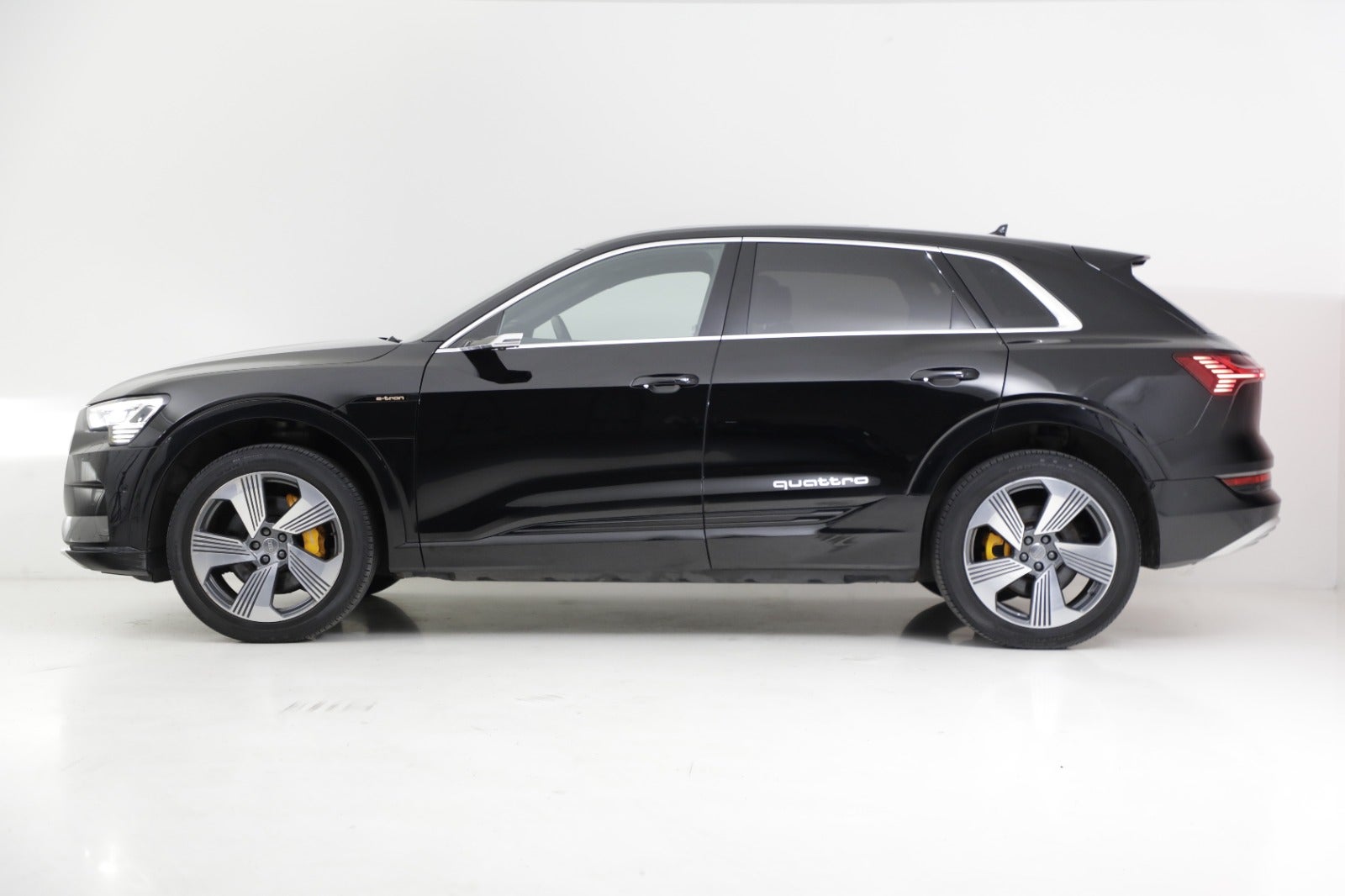 Audi e-tron 55 S-line quattro