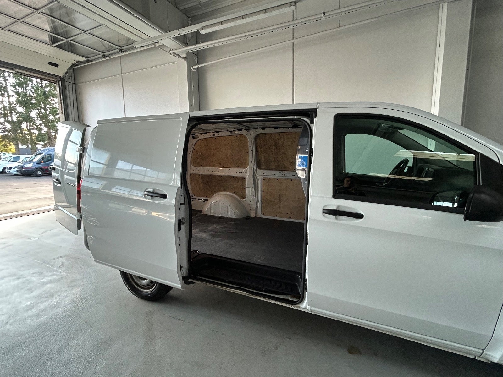 Billede af Mercedes Vito 114 2,0 CDi Kassevogn aut. L RWD