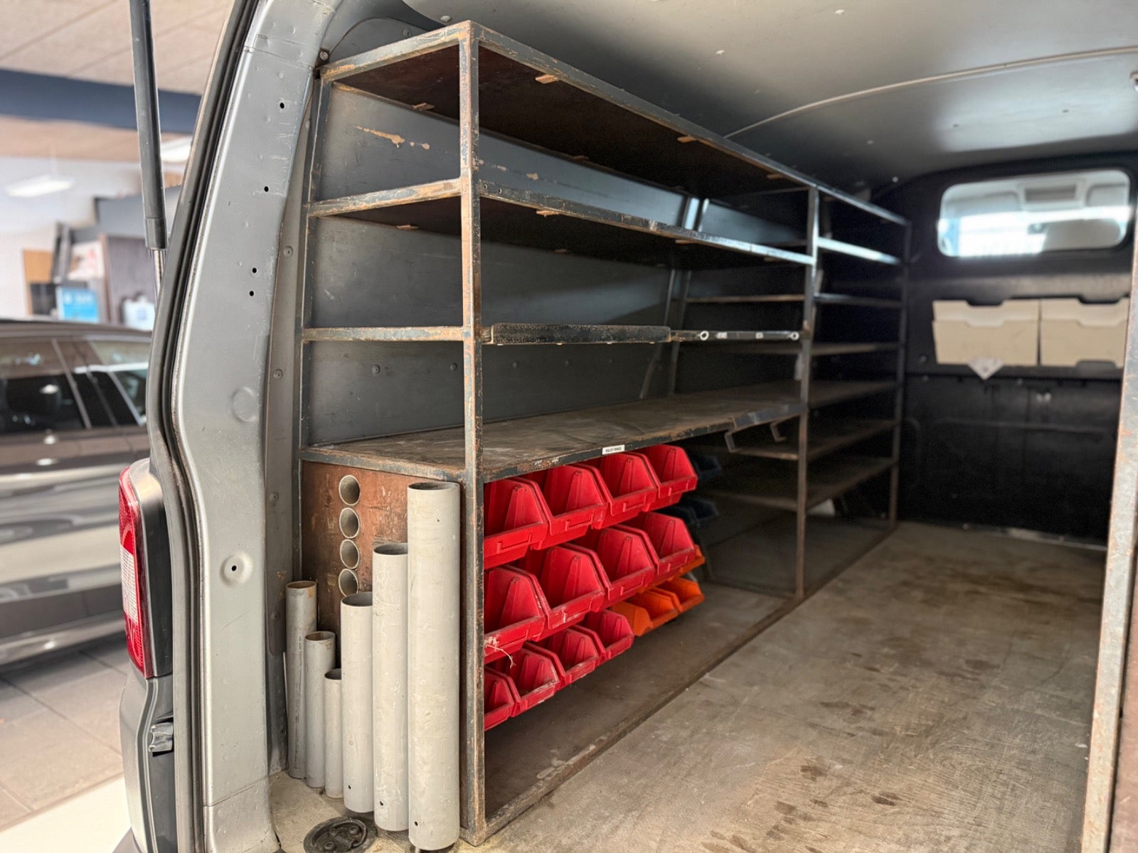 Billede af VW Transporter 2,0 TDi 140 Kassevogn lang