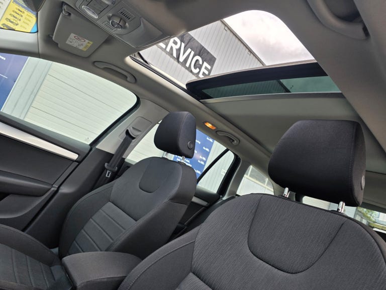 Skoda Octavia TSi 150 Ambition Combi DSG