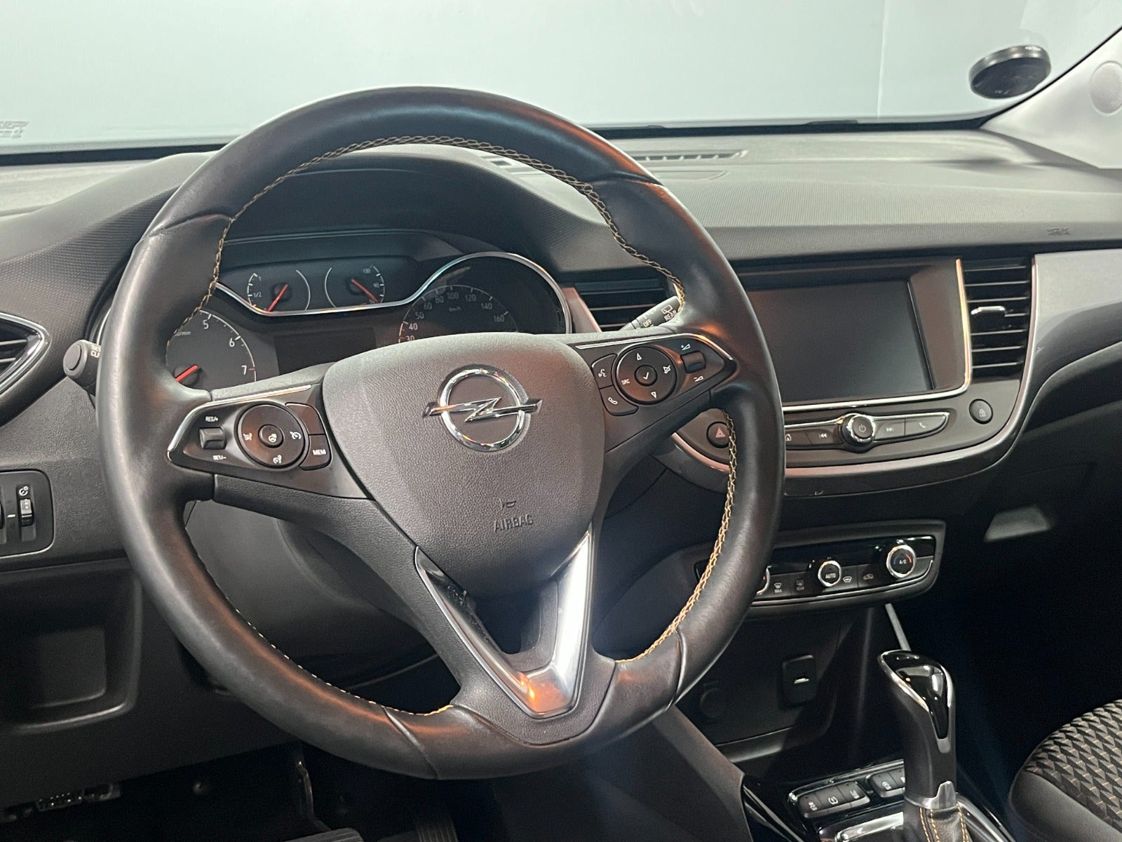 Billede af Opel Crossland X 1,2 T 110 Exclusive aut.