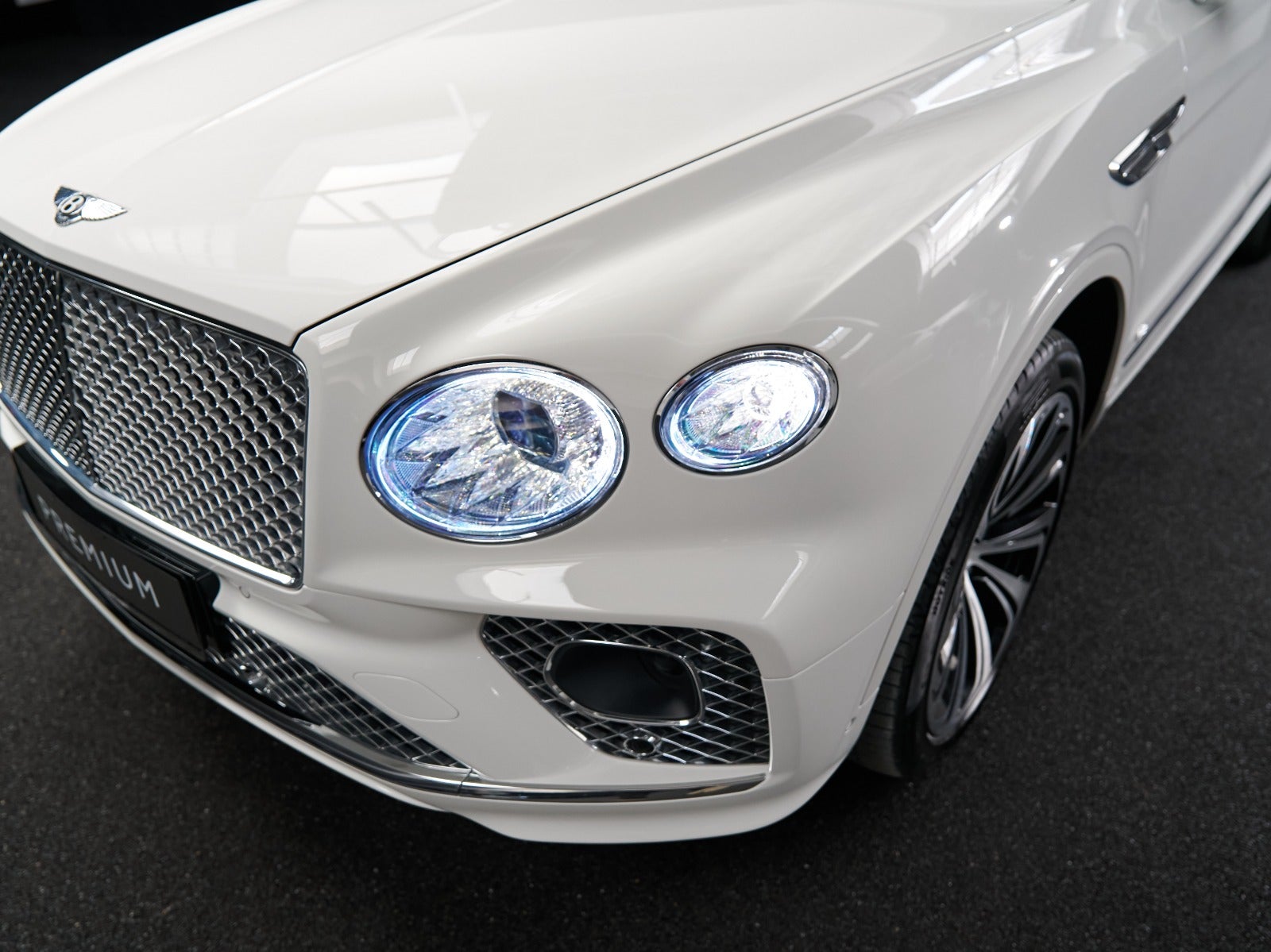 Gallery image 18 of 24