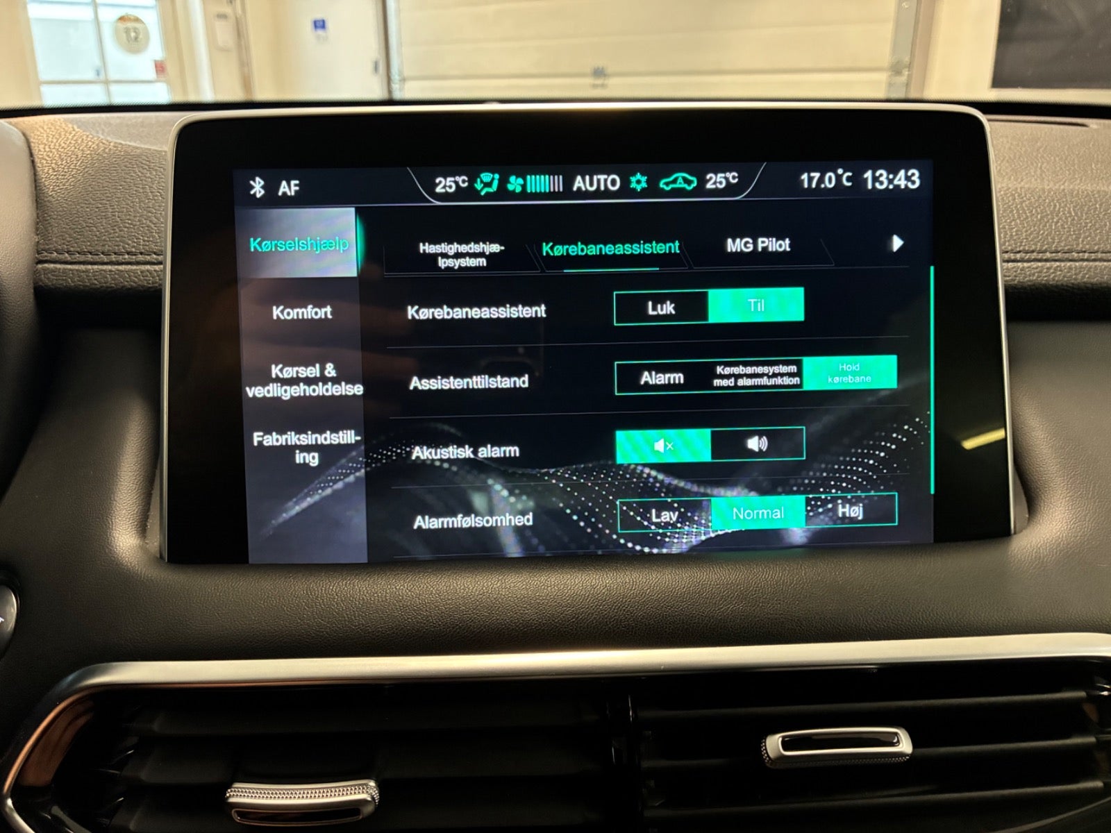 Billede af MG EHS 1,5 PHEV Luxury