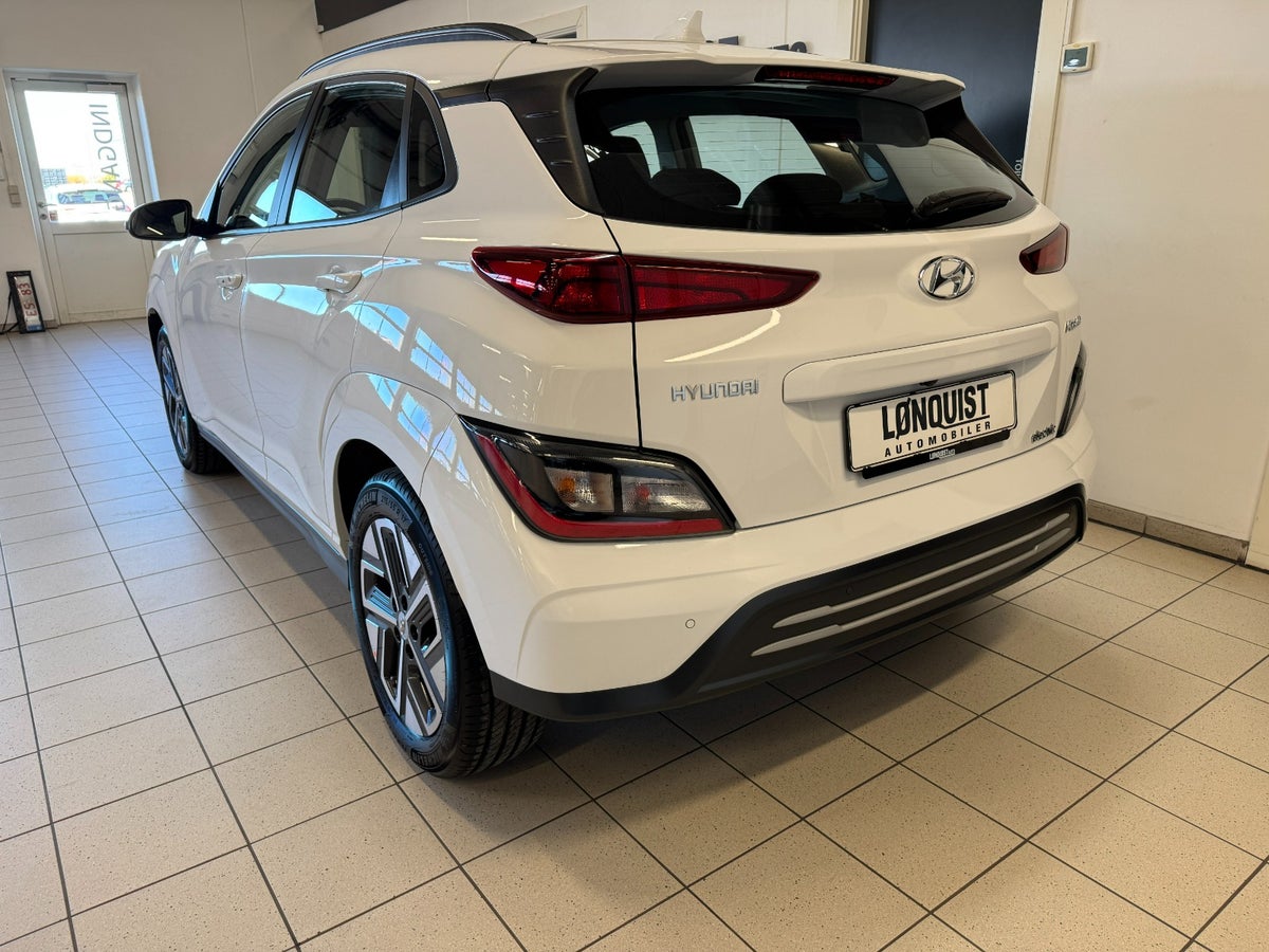 Hyundai Kona EV Select