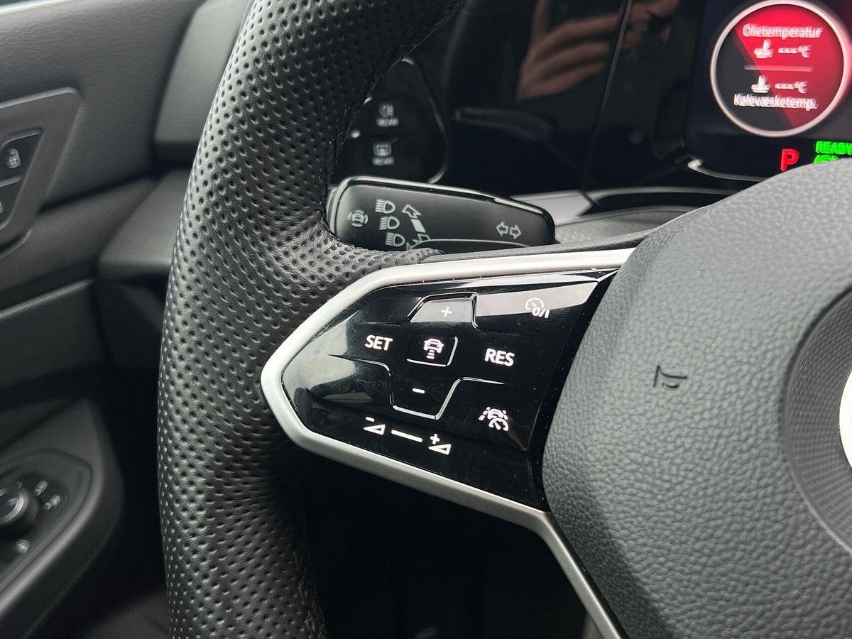 VW Golf VIII GTE DSG billede 16