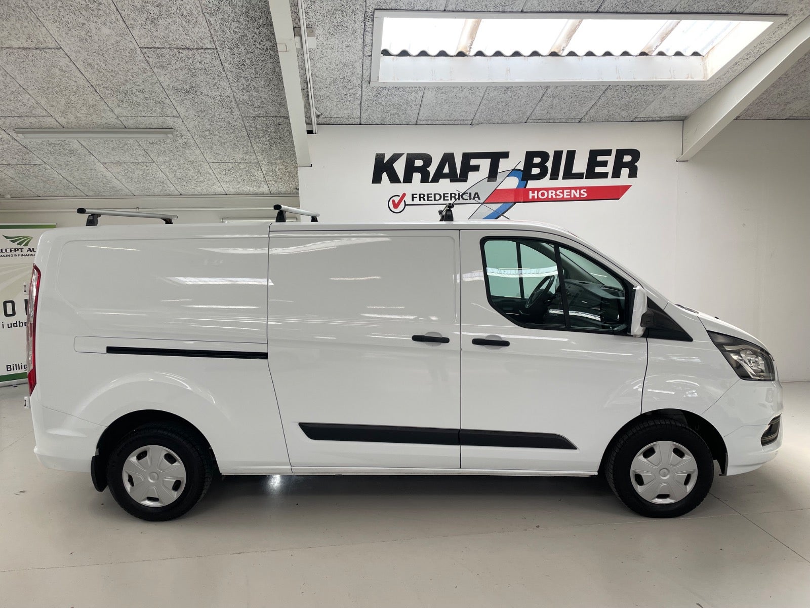 Billede af Ford Transit Custom 300L 2,0 TDCi 130 Trend