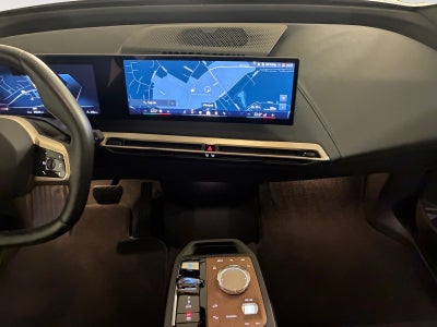 BMW iX xDrive40 Supercharged