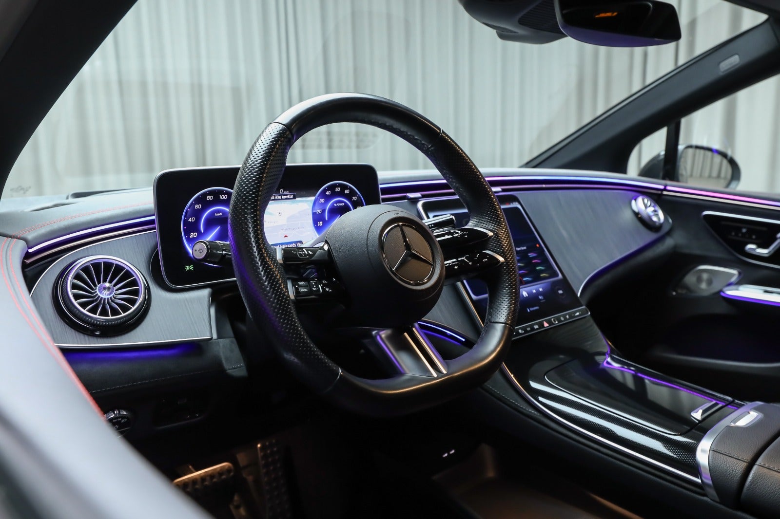 Mercedes-Benz EQE 350