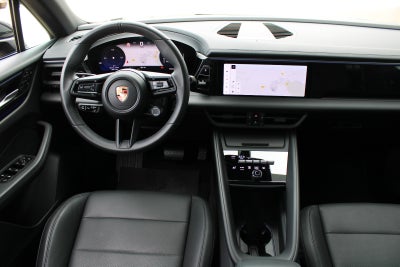 Porsche Macan 4 