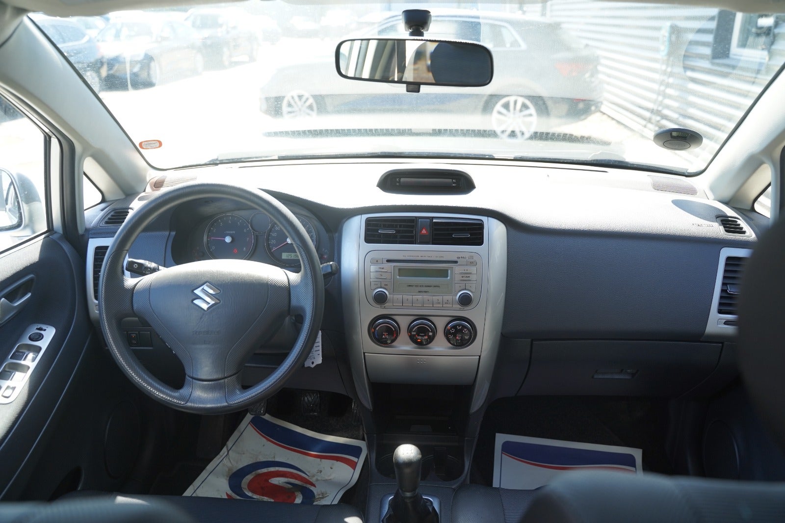 Billede af Suzuki Liana 1,6 