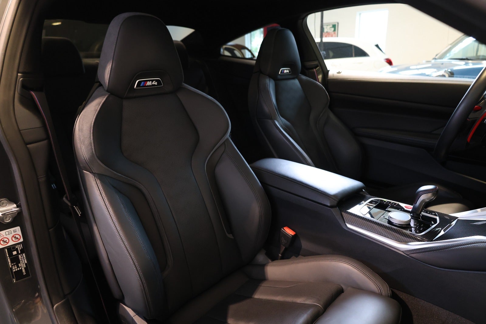 BMW M4 3,0 Coupé Competition xDrive aut. 2d - 19