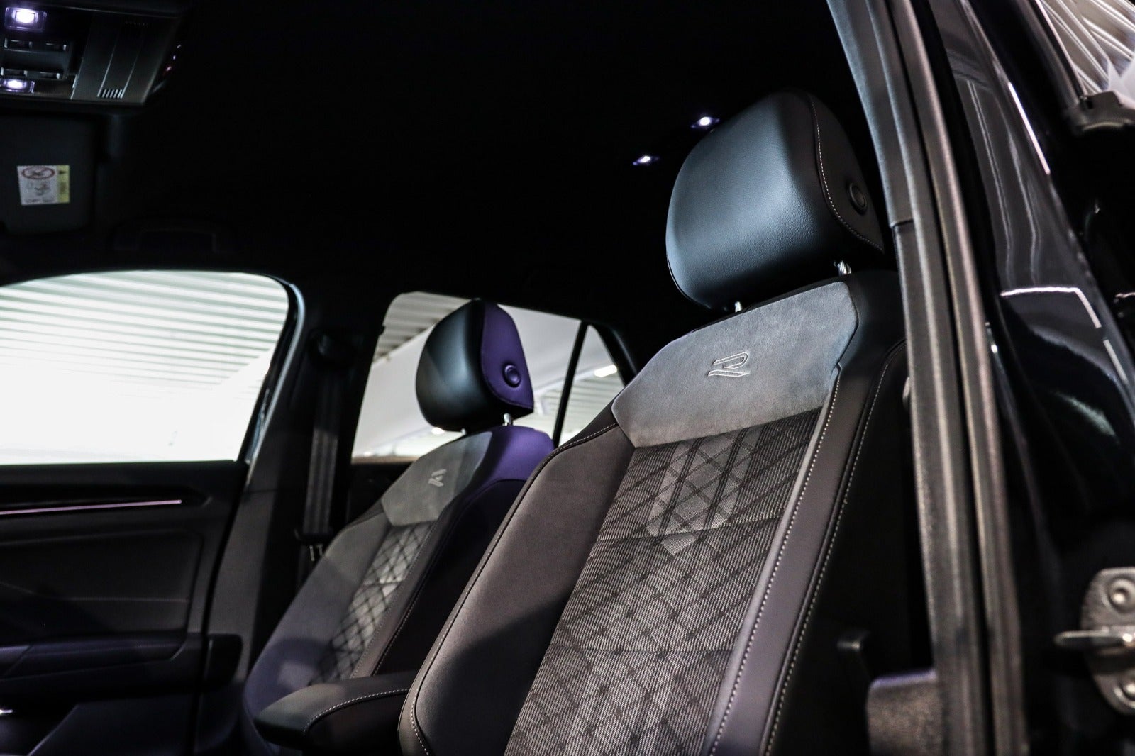 Billede af VW T-Roc 1,5 TSi 150 R-line Edition DSG