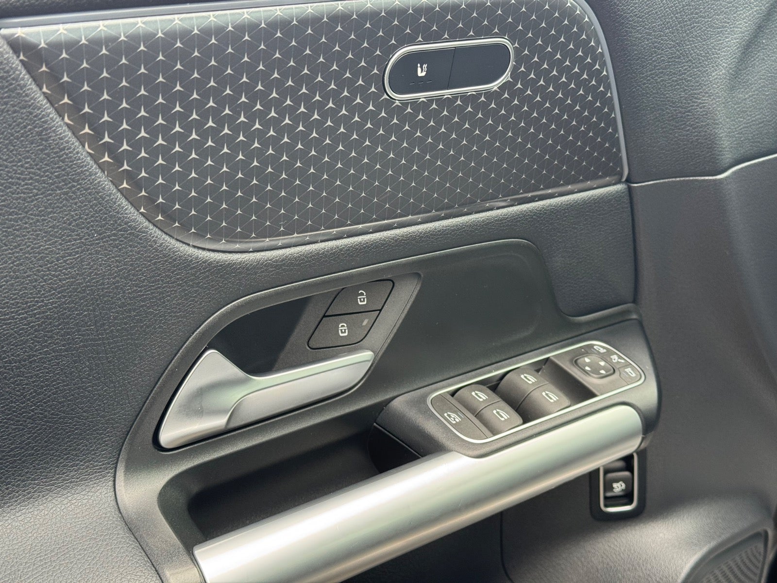 Billede af Mercedes EQA250+