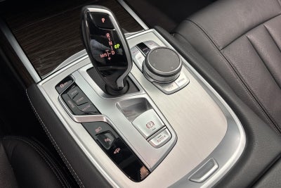 BMW 745e Connected aut.
