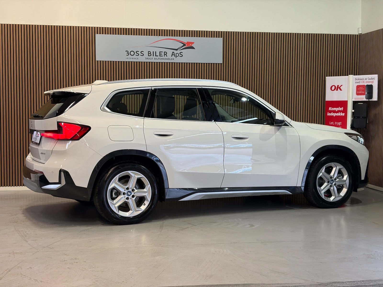 Billede af BMW iX1 xDrive30 X-Line