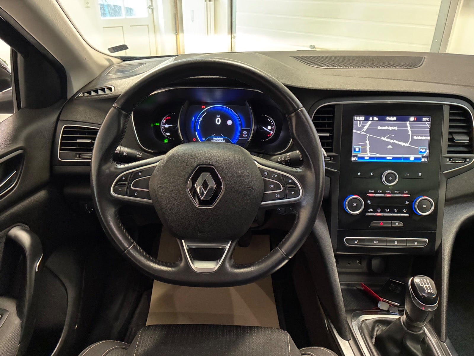 Billede af Renault Megane IV 1,2 TCe 130 Zen Sport Tourer