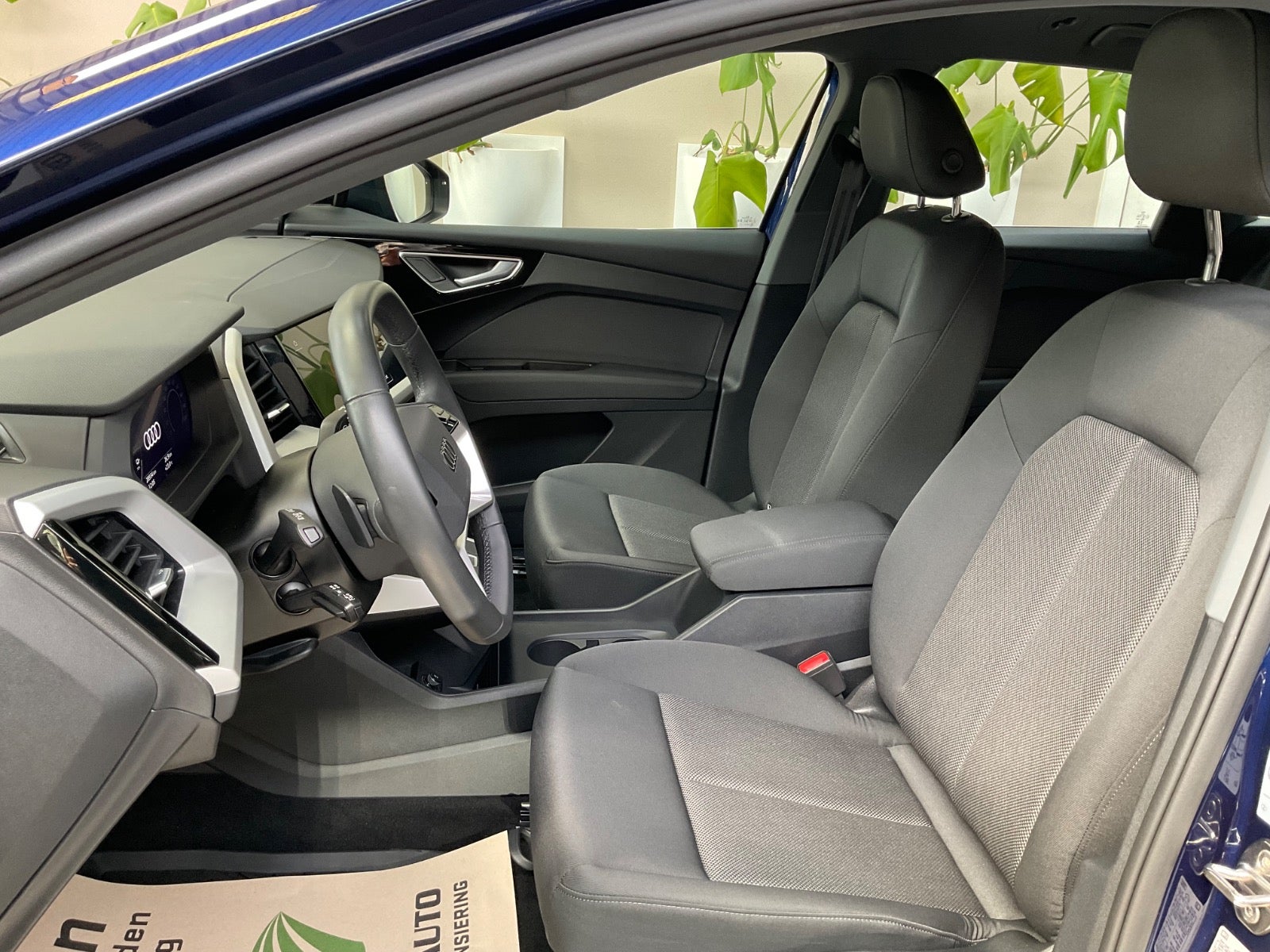 Audi Q4 e-tron 45 5d - 9