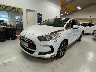 Citroën DS5 1,6 e-HDi 112 Style E6G 5d