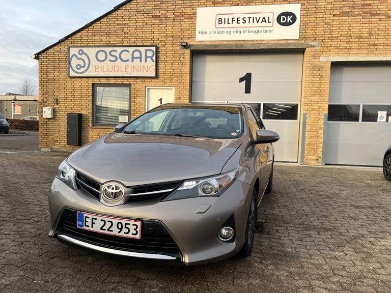 Toyota Auris VVT-i T2+ Comfort