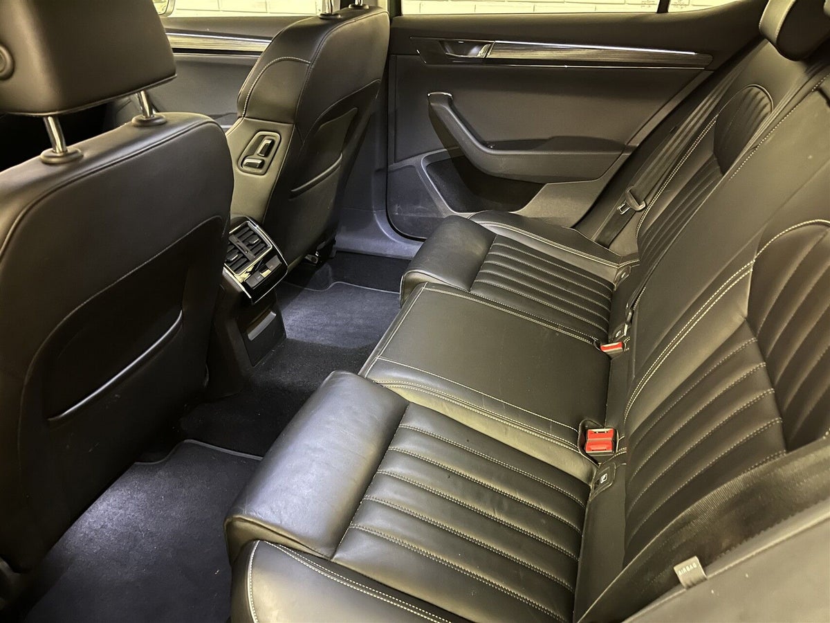 Skoda Superb TSi 150 Business Executive DSG billede 5