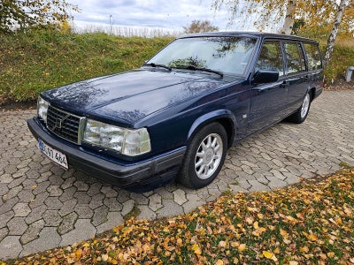 Volvo 940 2,3 Turbo stc. Benzin modelår 1997 km 463500 Mørkblå ABS airbag, automatgear, 15" alufælge