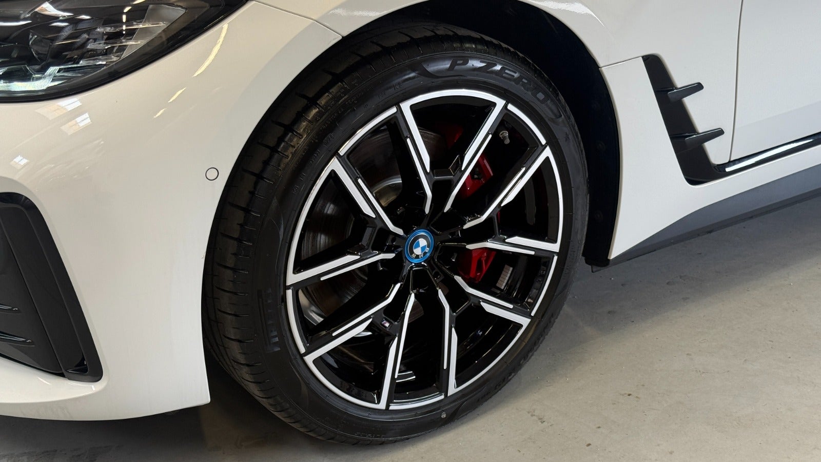 Billede af BMW i4  eDrive40 M-Sport Pro