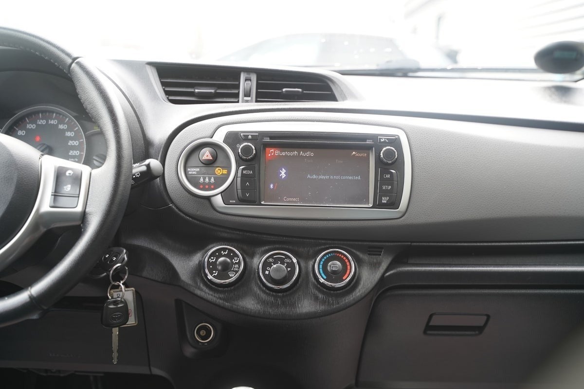 Billede af Toyota Yaris 1,3 VVT-i T2