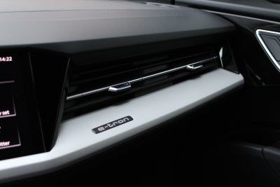 Audi Q4 e-tron S-line quattro