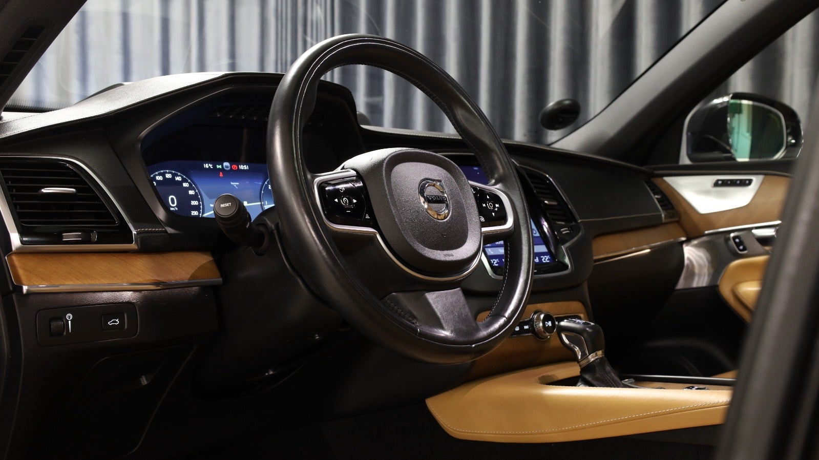 Volvo XC90 D5 225 First Edition aut. AWD 7prs
