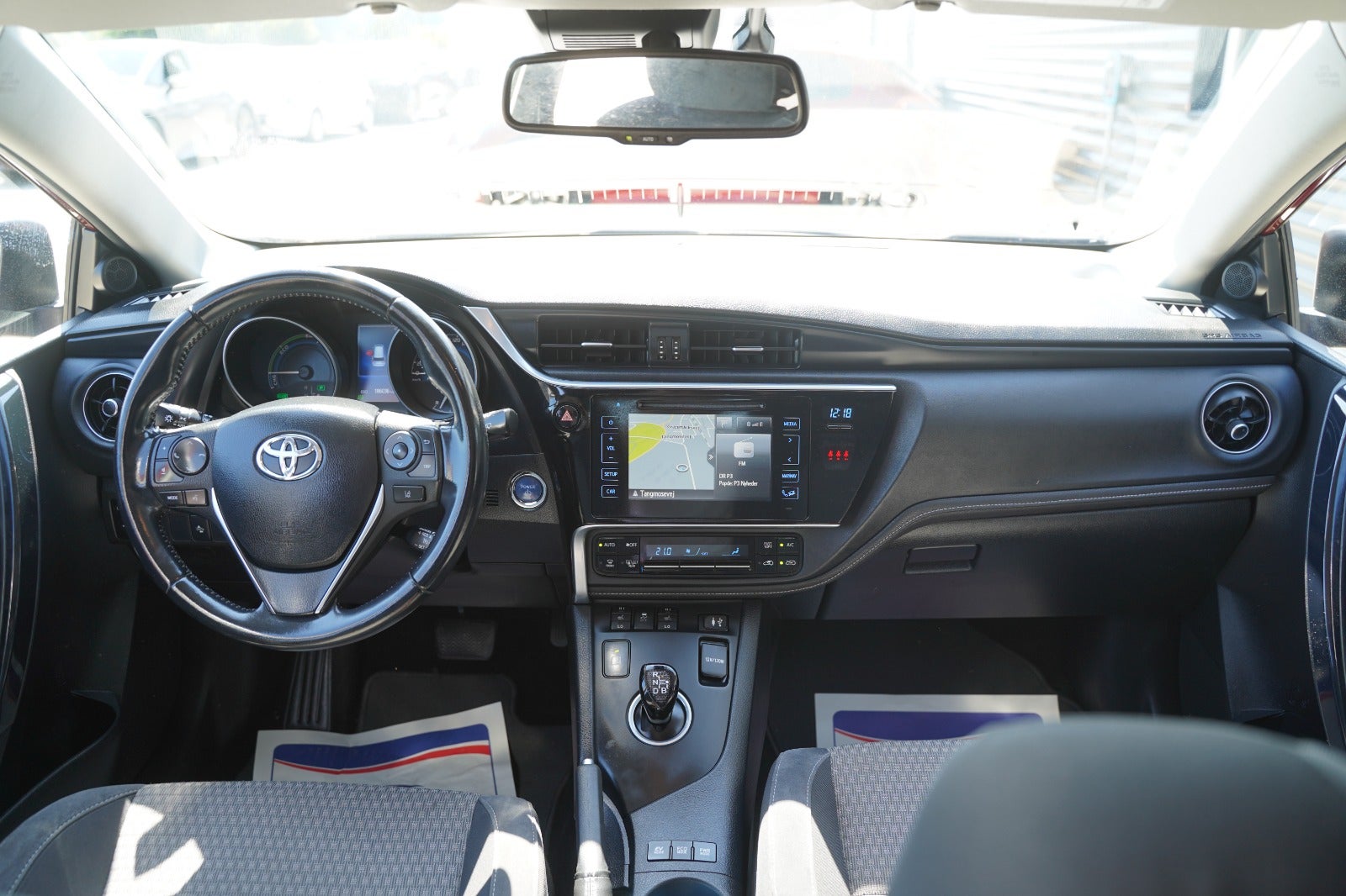 Billede af Toyota Auris 1,8 Hybrid Prestige Touring Sports CVT